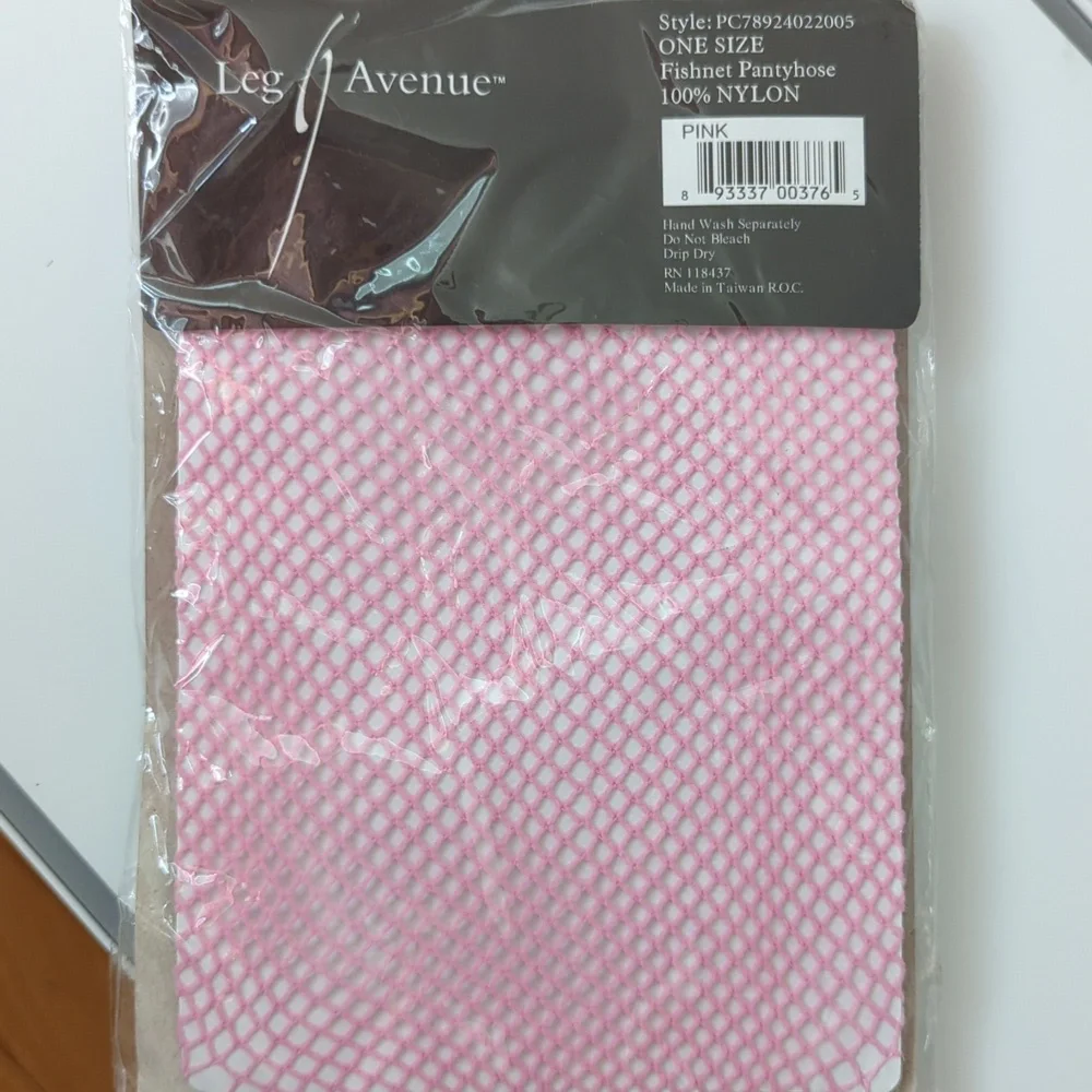 🆕 Baby Pink Fishnet Tights Leg Avenue